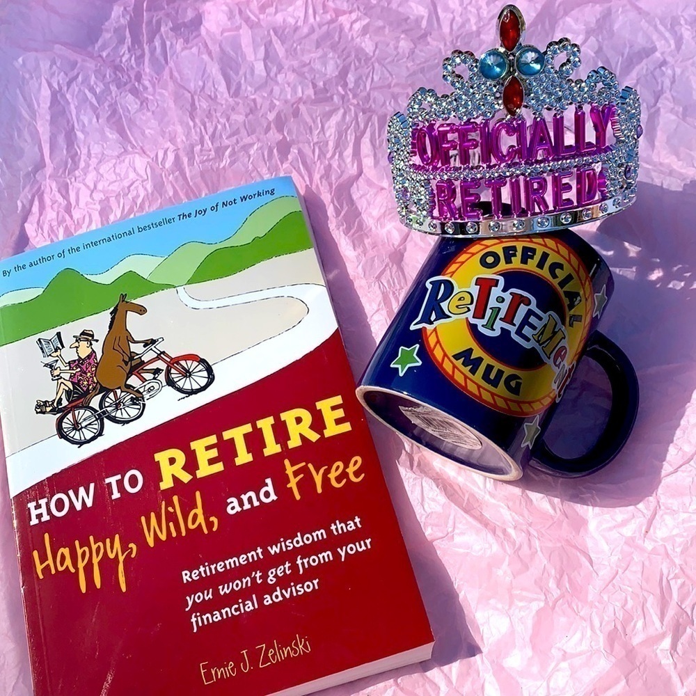 New Officially retired crown mug book gift set Happy wild free